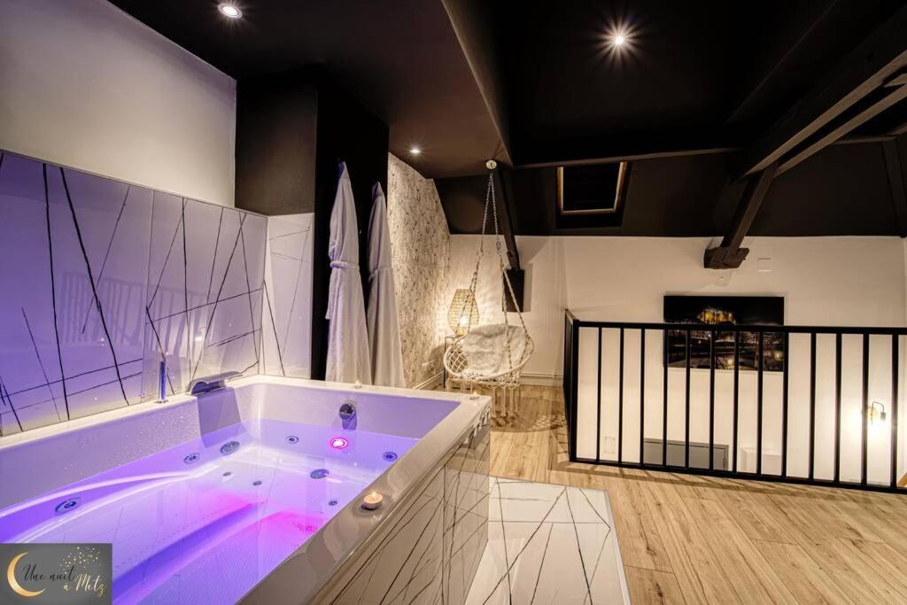 Le Loft Spa Au Coeur De Мец Екстериор снимка